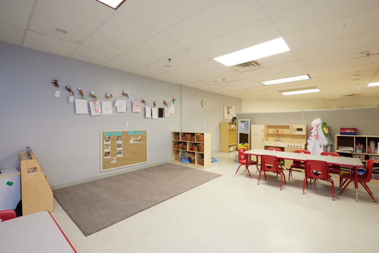 Class room of Pine Village Preschool Porter Square, Massachusetts – Child Care Center